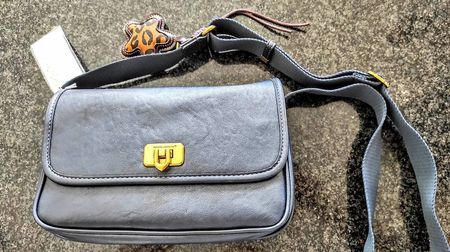 Neue Handtasche