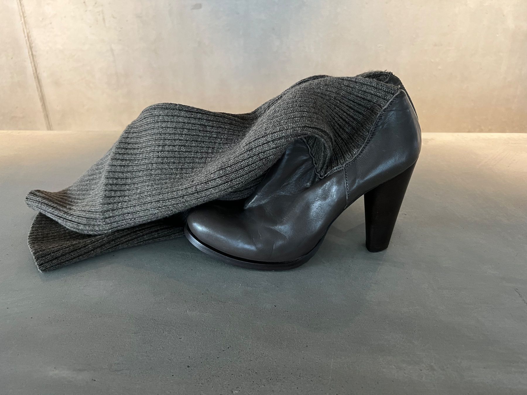 Navyboot Damenschuhe: High Heels von NAVYBOOT Gr. 38 – Neu (gemäss Beschreibung) aus Ennetbaden von Katiusia 2