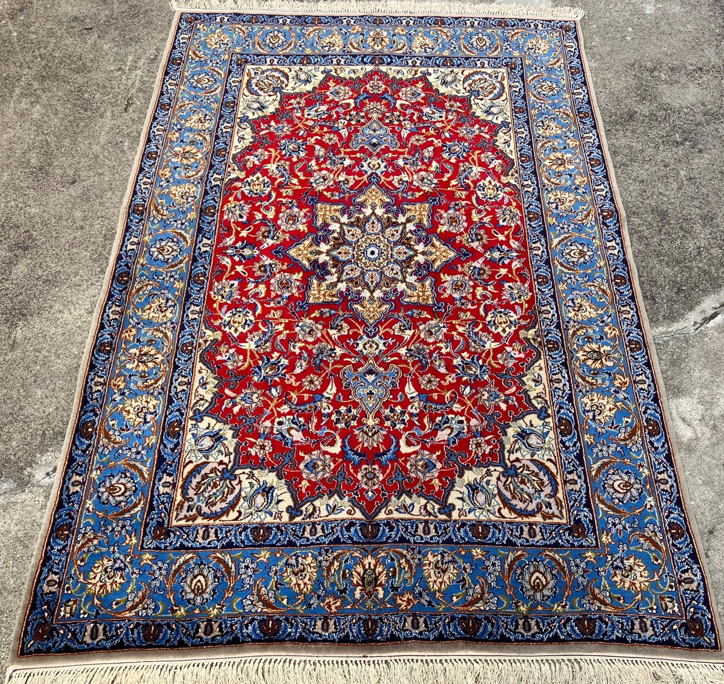 Teppiche: ISFAHAN mit Seide Perser 180x109cm – Gebraucht aus Zürich von Artnuvo 4