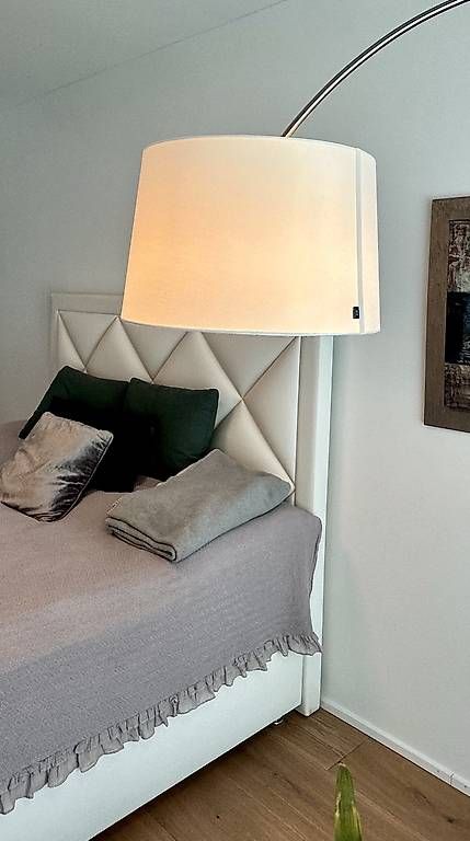 Lampade: Stehleuchte - By Ridéns – Usato da Luzern venduto da SL-1 2