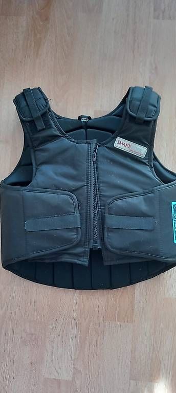 Altro abbigliamento per bambino: Kinder Schutzweste  – Usato da Bern venduto da nat_wf7x