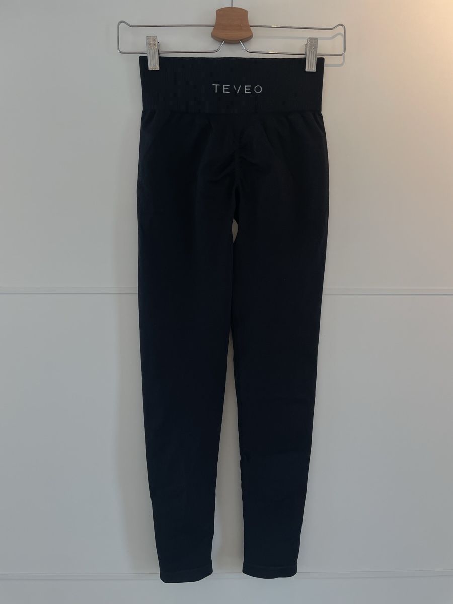 Teveo Leggings: Teveo Leggins mit Scrunch  – Usato da Fällanden venduto da hannah_bofinger 1