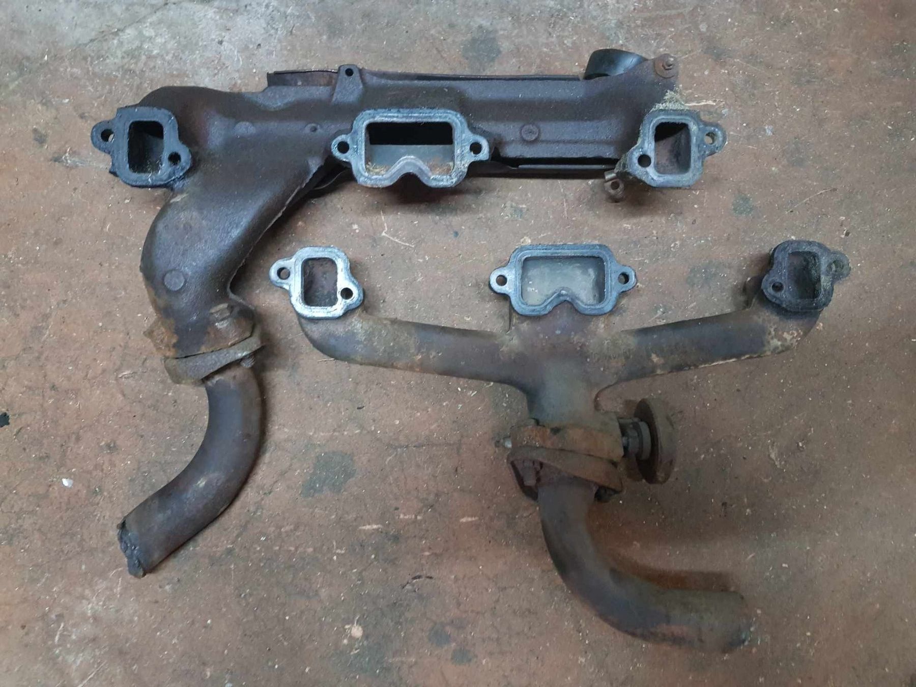 Chrysler Sistemi di scarico: Auspuffkollektore Chrysler Small Block – Usato da Niedergösgen venduto da usc_tt5r 1