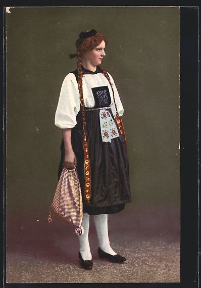 Cartoline postali: Hübsche Schweizerin in Tracht und lange – Usato da Berlin venduto da bartko-reher