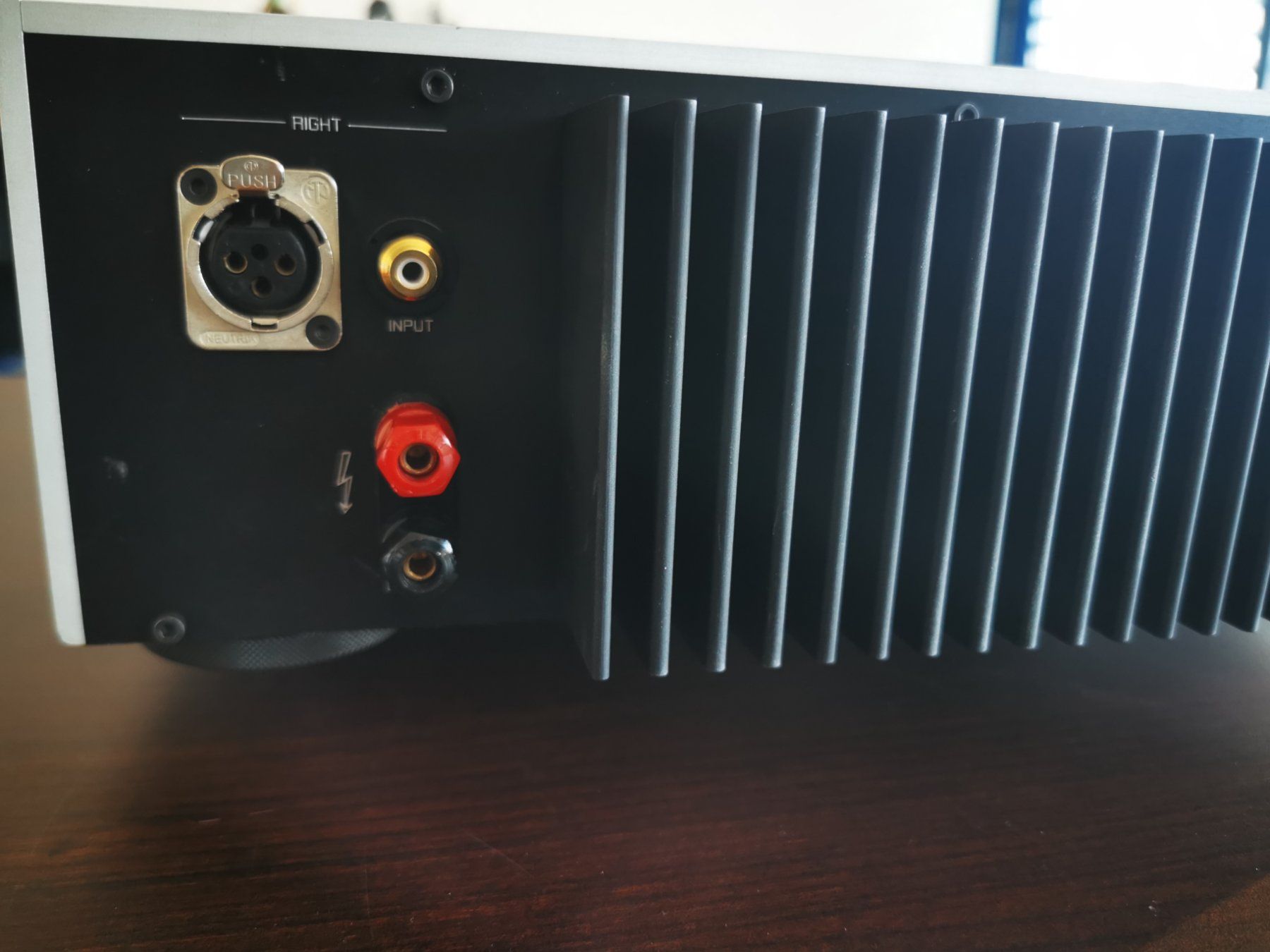 Amplificatori: Goldmund Telos 280 Endstufe – Usato da Bellmund venduto da nikitanikita 5