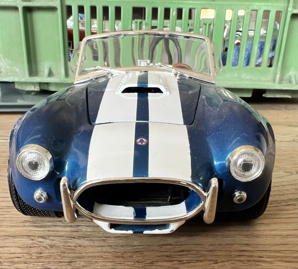 AMT/ERTL Modellini d'auto: AC Cobra Modell 1/18 – Usato da Sevelen venduto da Ritiplampi 3