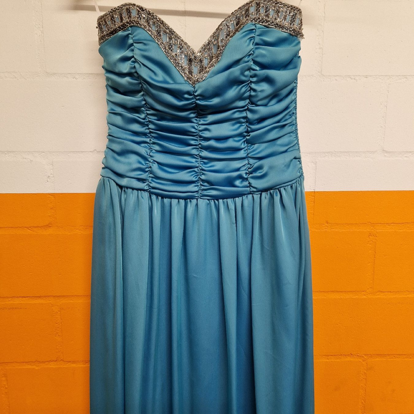 Kleider: Vera Mont Kleid, Gr. 36, hellblau – Gebraucht aus Bern von latrouvaillebern 3