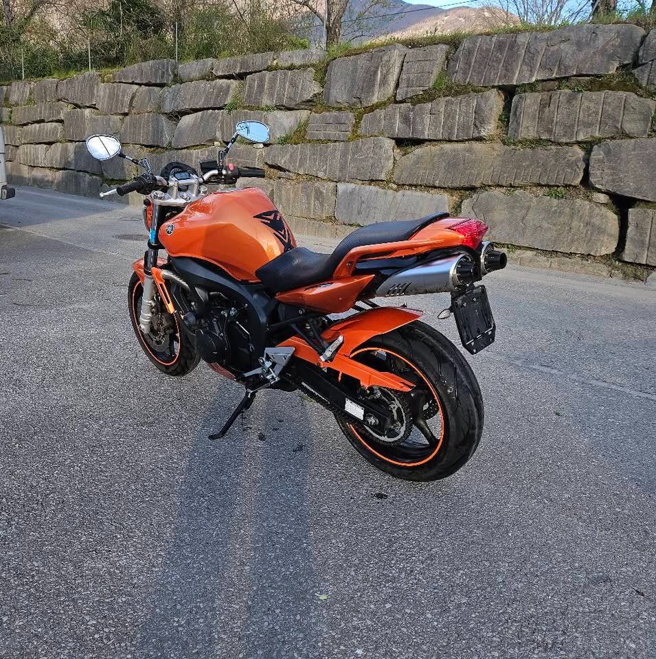 Yamaha Strada: yamaha fz 6 n – Usato da S. Antonino venduto da biscottogarage 3