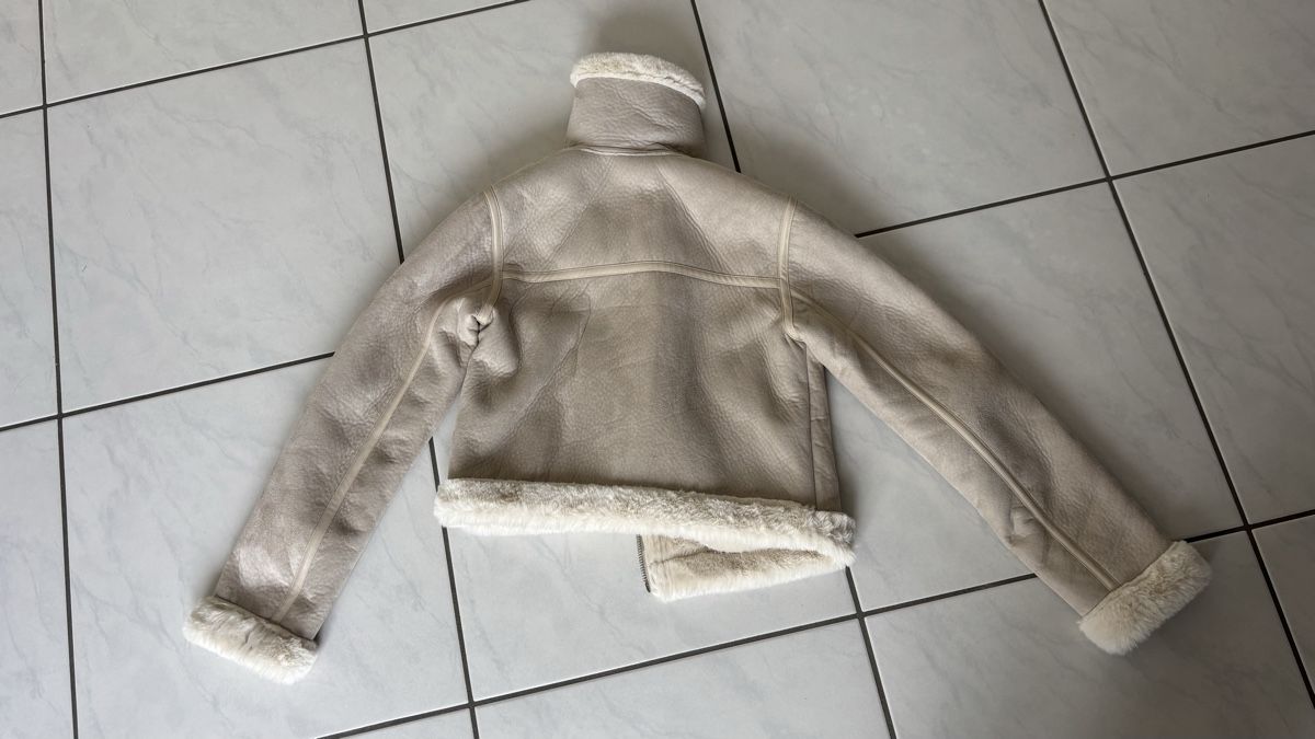 Pull&Bear Giacche: Pull&Bear, Kunstlederjacke mit Fell, Grösse S – Usato da Wilen b. Wil venduto da alimonera 4