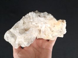 Quarzstufe mit nadeligen Bergkristallen, ca. 19 cm