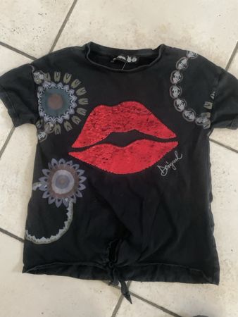 Cooles Desigual T-Shirt, Gr. 122/128, Sommerhit mit Paillett