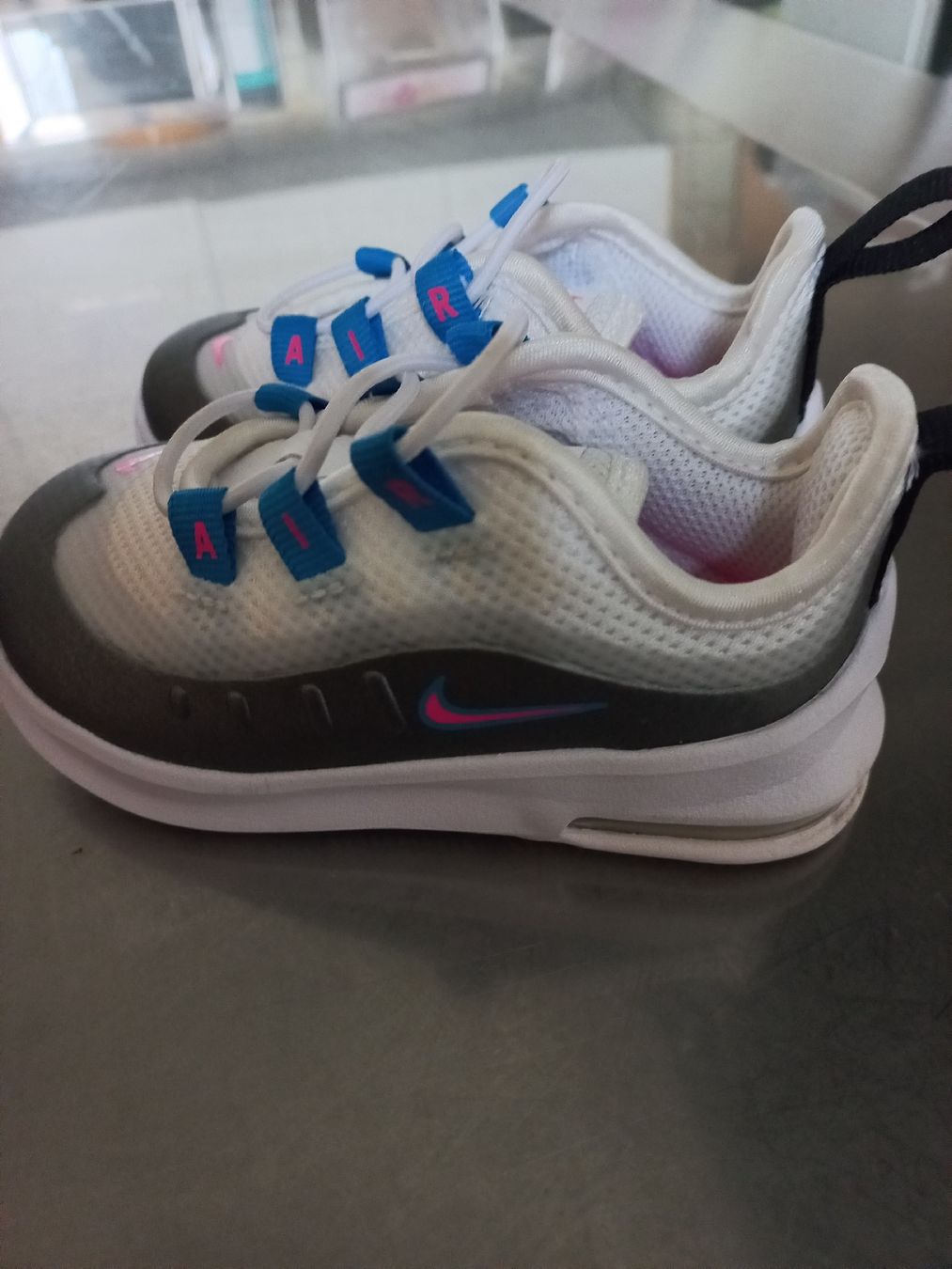 Scarpe per ragazze: Kinder Schuhe Air Nike – Usato da Luzern venduto da kumlat 2