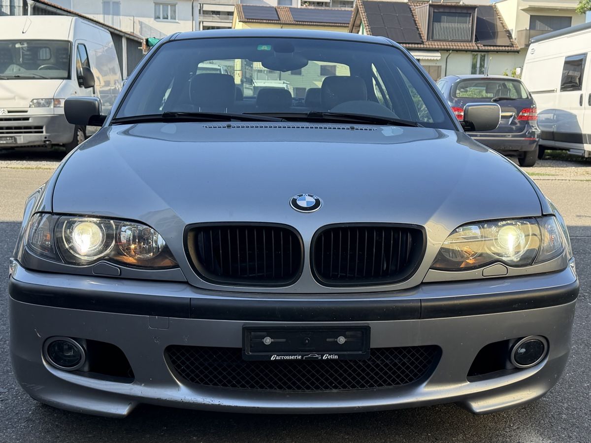 BMW Autos: Bmw 320i Benzin  – D'occasion à Amriswil par Autocent 1
