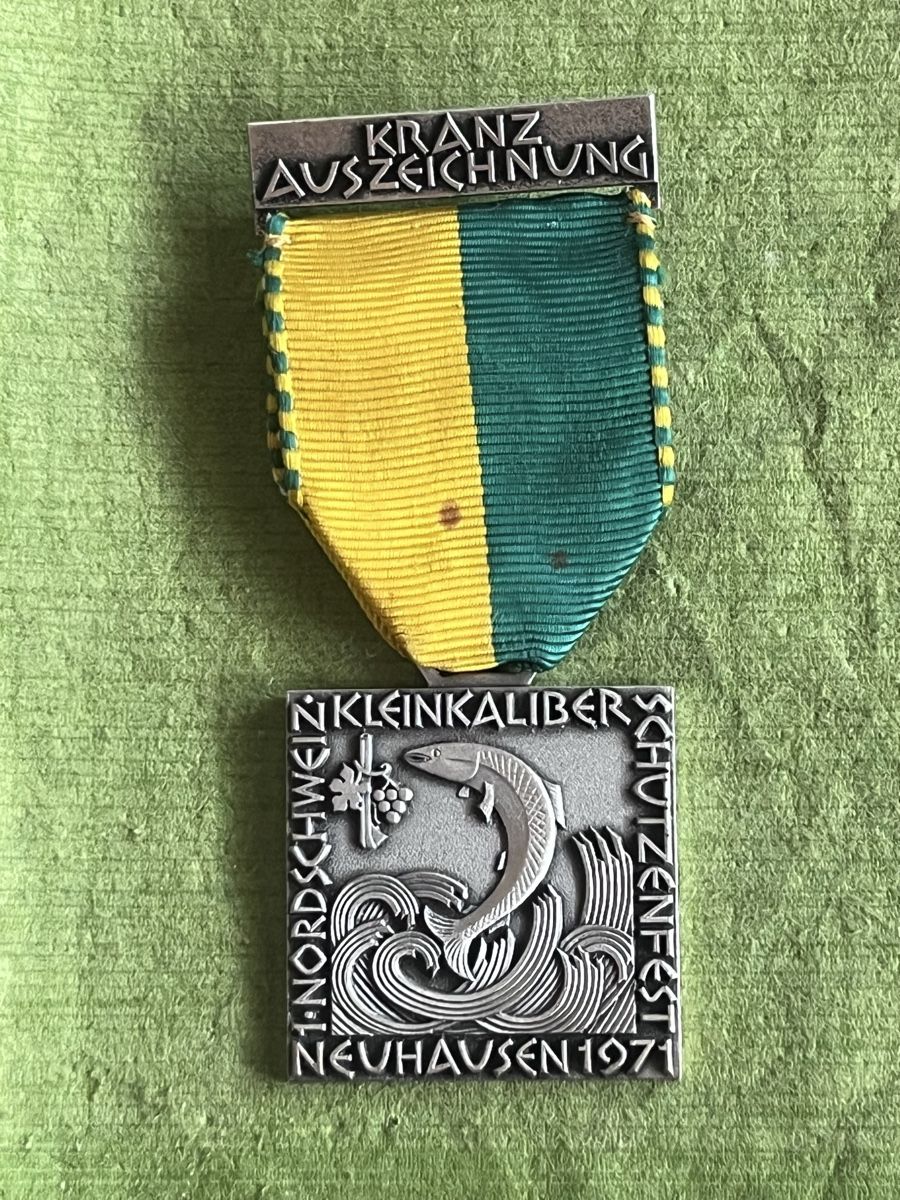 Medaillen: Schützenmedaille Neuhausen 1971 – Gebraucht aus Itingen von Bebbi6569