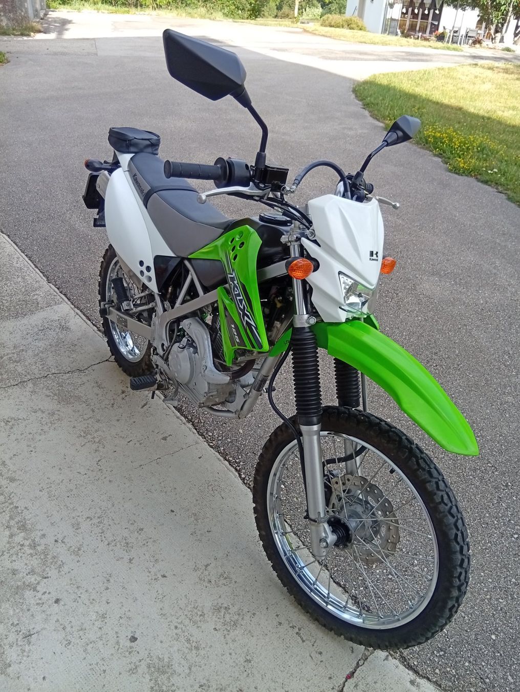 Kawasaki Enduro: Kawasaki KLX 125 – Usato da La Chaux-de-Fonds venduto da agusta03 2