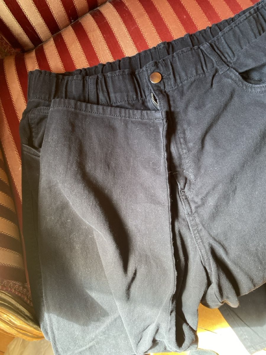 Hosen: Schwarze Stoffhose Gr. 44 mit Gummizug – Neu (gemäss Beschreibung) aus Amden von stewa03 1