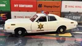 1975 Dodge Coronet Sheriff / 1:24 Sammlermodell