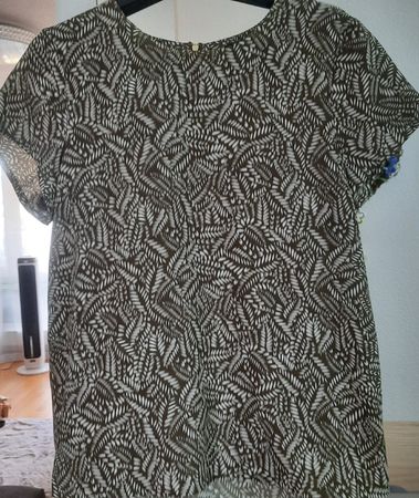 Vero Moda T-Shirt Damen Grösse M mit Muster neu