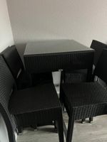 Gartenmöbel Bar mit 4 Stühlen, wie neu!