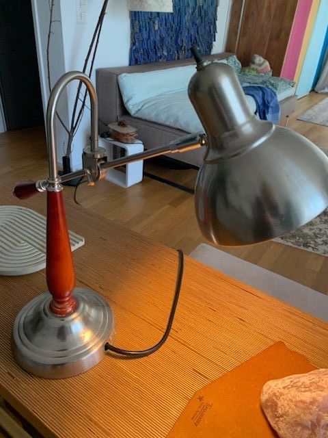 Lampes: Design Tischlampe – D'occasion à Oberurnen par solaris84