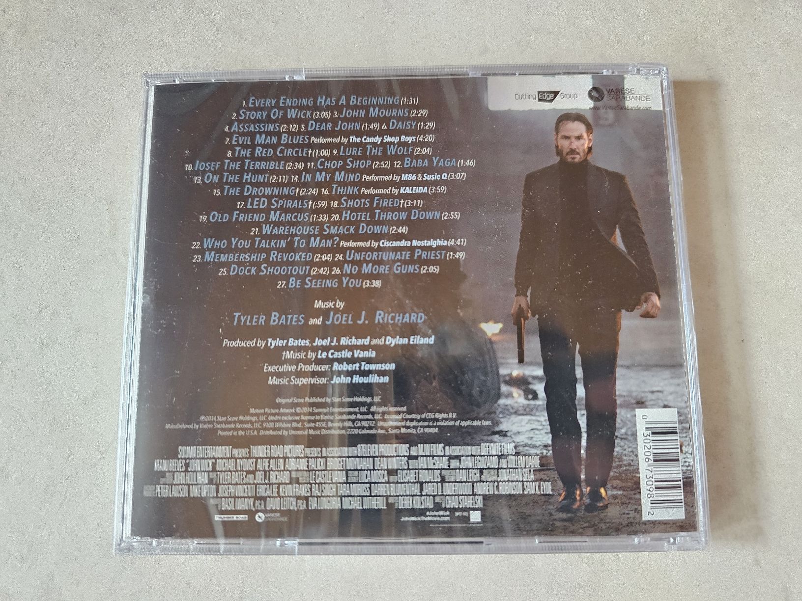 CD: John Wick  -  Tyler Bates & Joel J. Richard / Fabrikneu – Nuovo e nell'imballaggio originale da Schneisingen venduto da backstore24 1