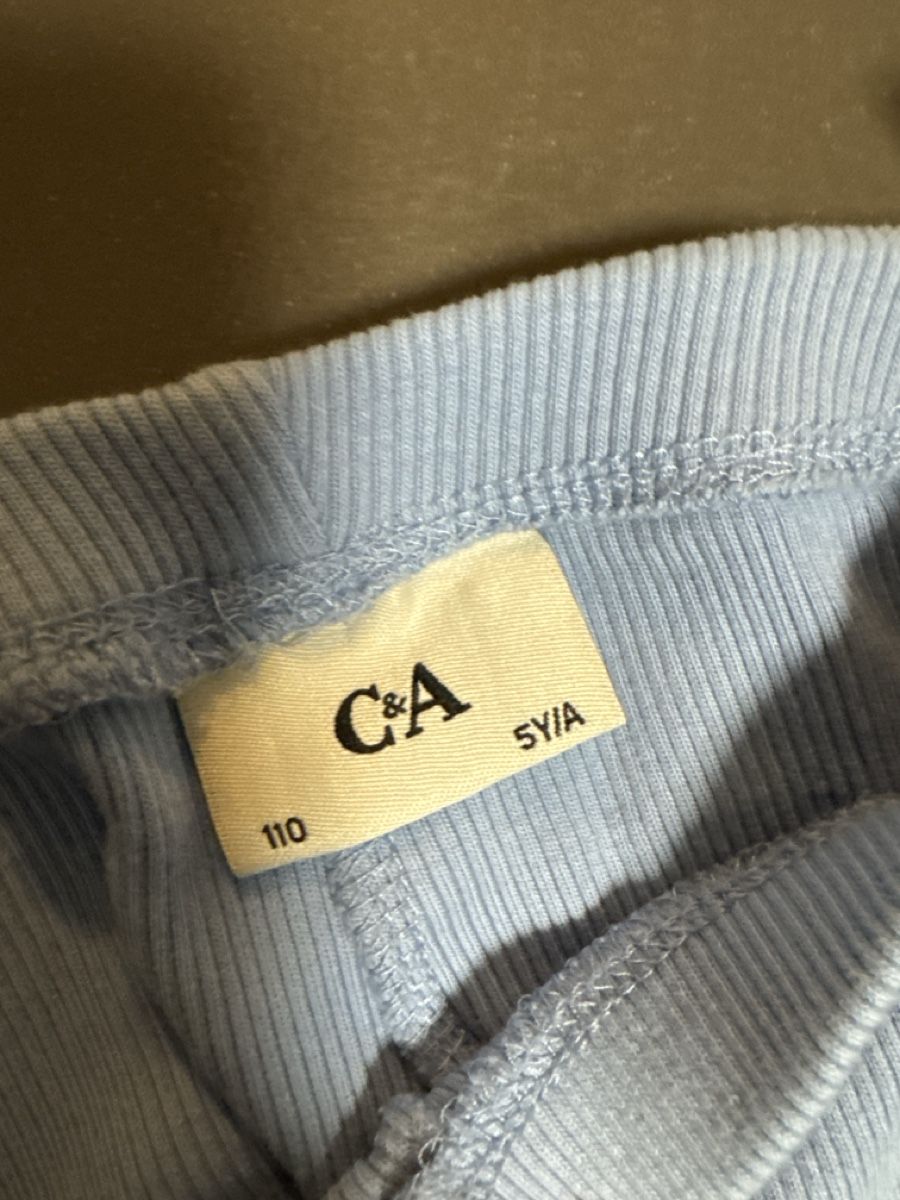 C&A Hosen: Kinder Hose hellblau Grösse 110 C&A – Gebraucht aus Zürich von Belisimo 1