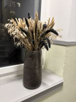 Vase mit Trockenblumen von Depot / Erdton braun