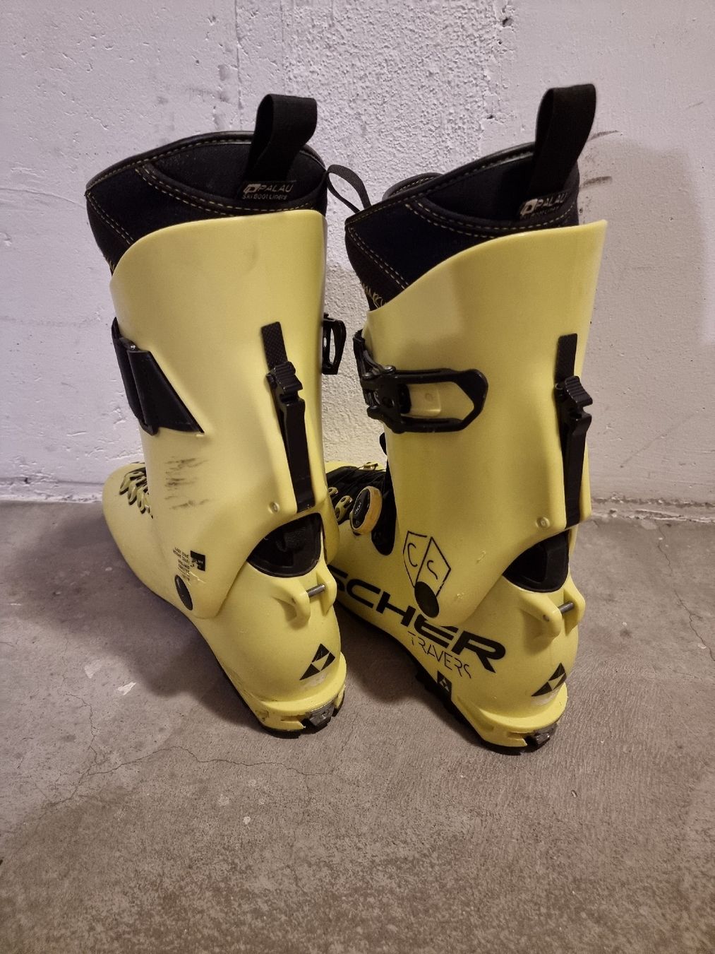 Fischer Herrenschuhe: Fischer Travers Tourenskischuhe, Gr. 44 – Gebraucht aus Bonaduz von alpha_fwk 1
