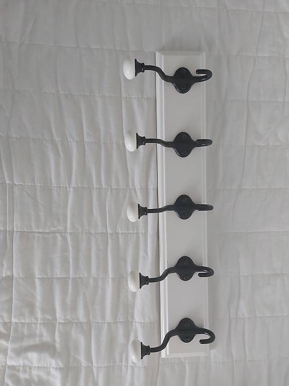 Cintres: Coat rack – D'occasion à Baar par chr_cz2m