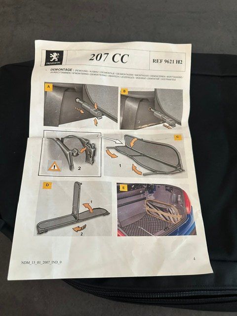 Peugeot Toutes les pièces auto: Original Peugeot 207 CC Windschott inkl. Tasche – D'occasion à Urdorf par Tschitschi_go 2