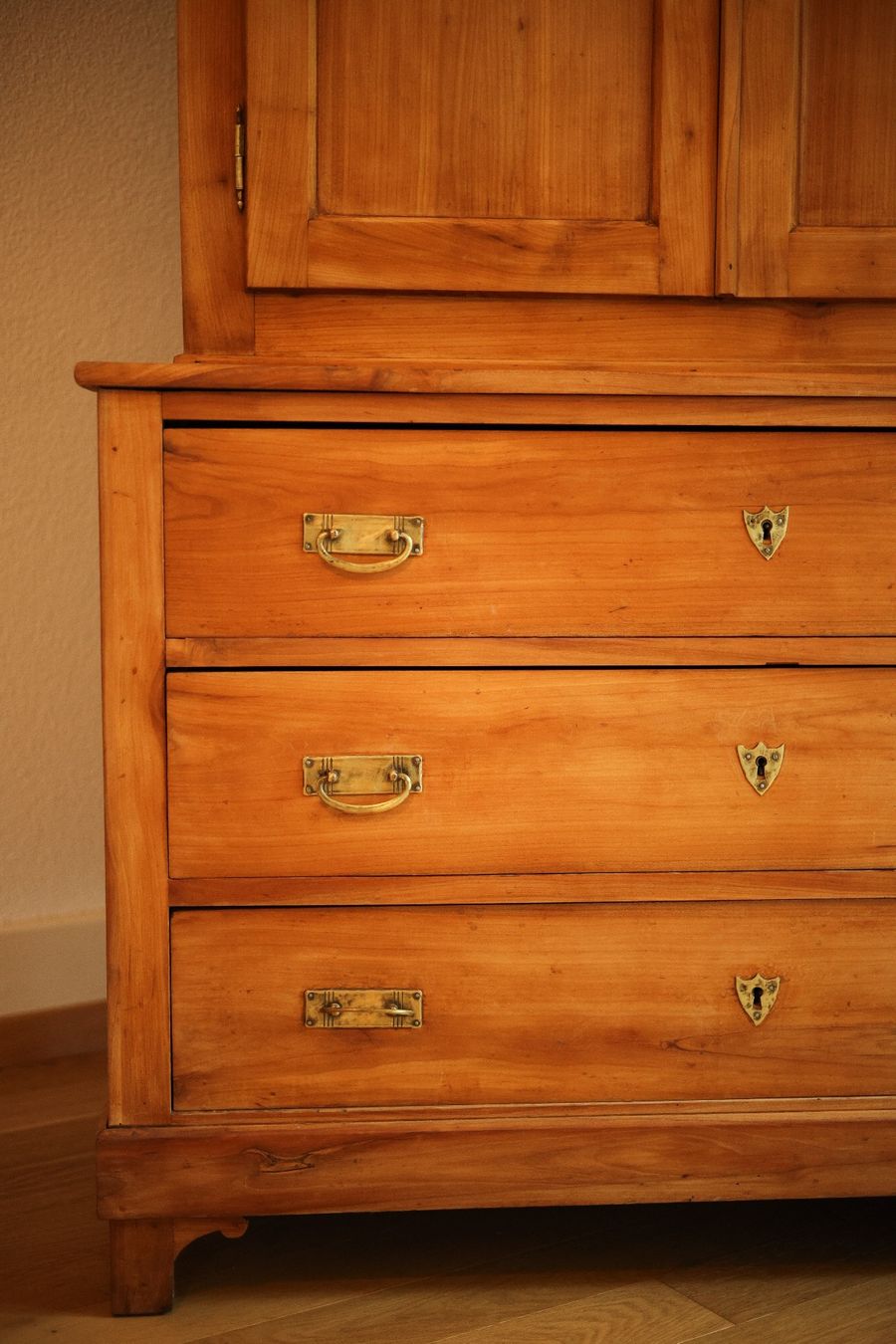 Credenze: Restaurierter Vintage-Cellier – Usato da Bern venduto da QualitySecondHand 2