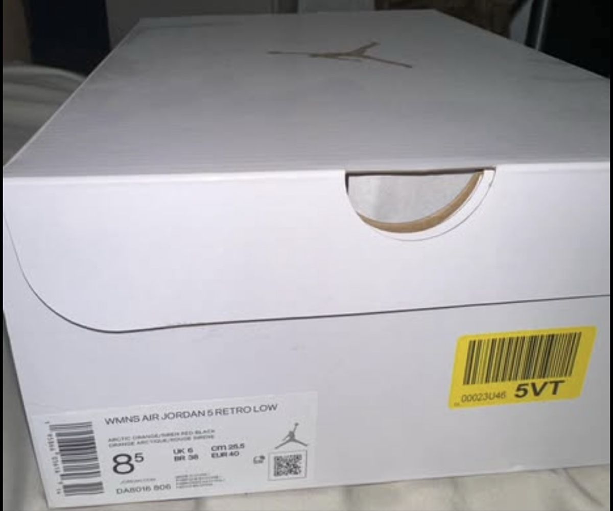 Jordan Damenschuhe: Air Jordan 5 retro low Sneaker - GR : 40 – Gebraucht aus Gutenswil von jus_nr7h 4
