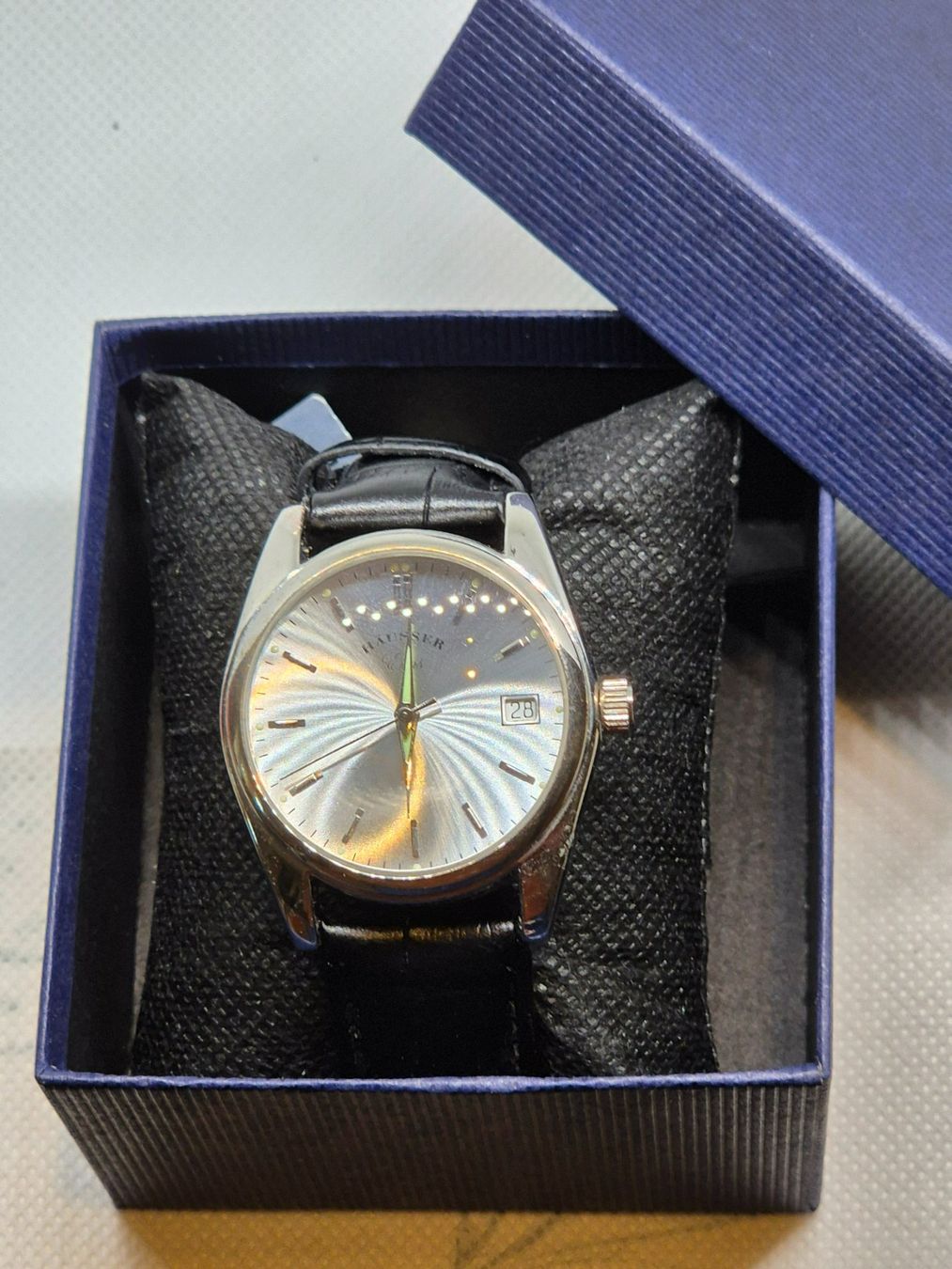Uhren: Häusser Eins Herrenuhr, elegantes Design, Schnäppchen! – Gebraucht aus Losone von bal_gfp6 2