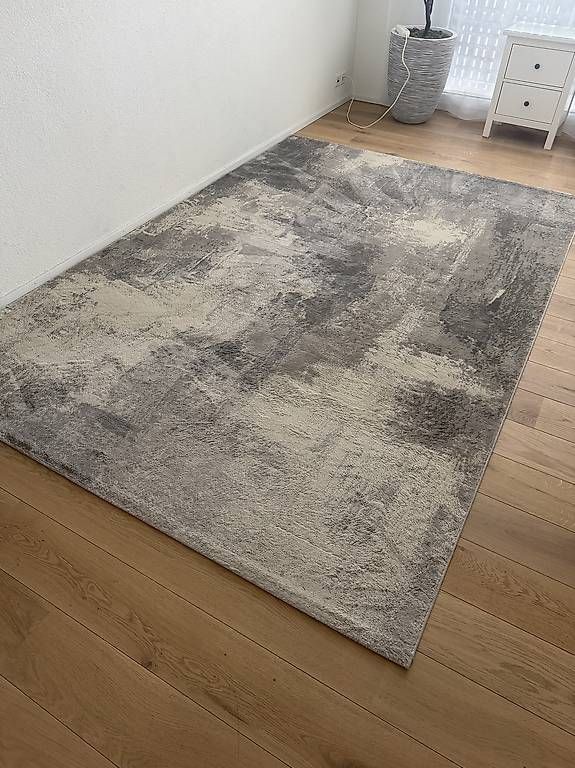 Teppiche: Teppich Grau – Gebraucht aus Adlikon b.Regensdf von luc_nvq6