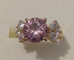 Traumhafter Ring vergoldet mit Zirkonia Gr. 52