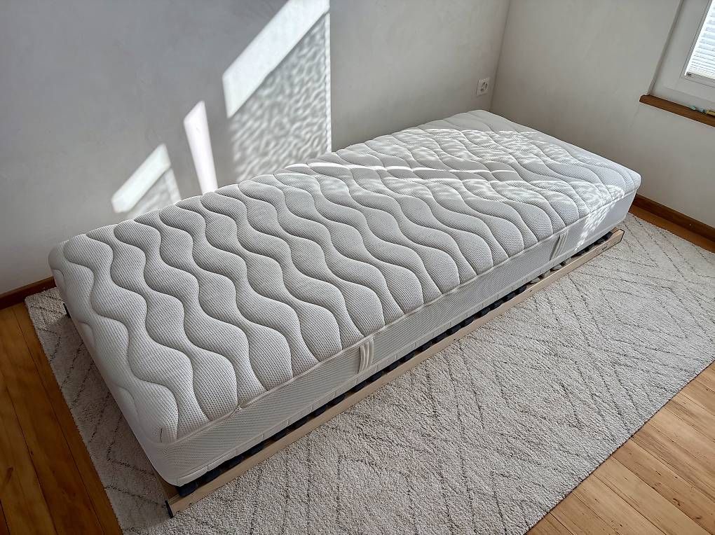 Lattenroste: Matratze + Lattenrost 90x200 – Gebraucht aus Scherzingen von sewink 1