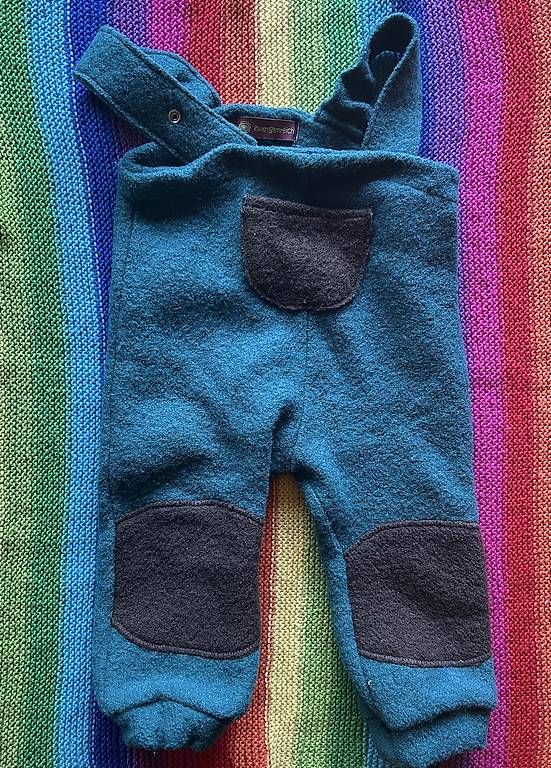 Pantaloni: Wollwalk- Latzhose Gr. 74 / 80 – Usato da Gsteigwiler venduto da mischu20