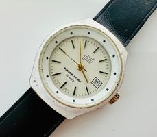 RARE : PORSCHE DESIGN QUARTZ 30 mm en très bon état vintage