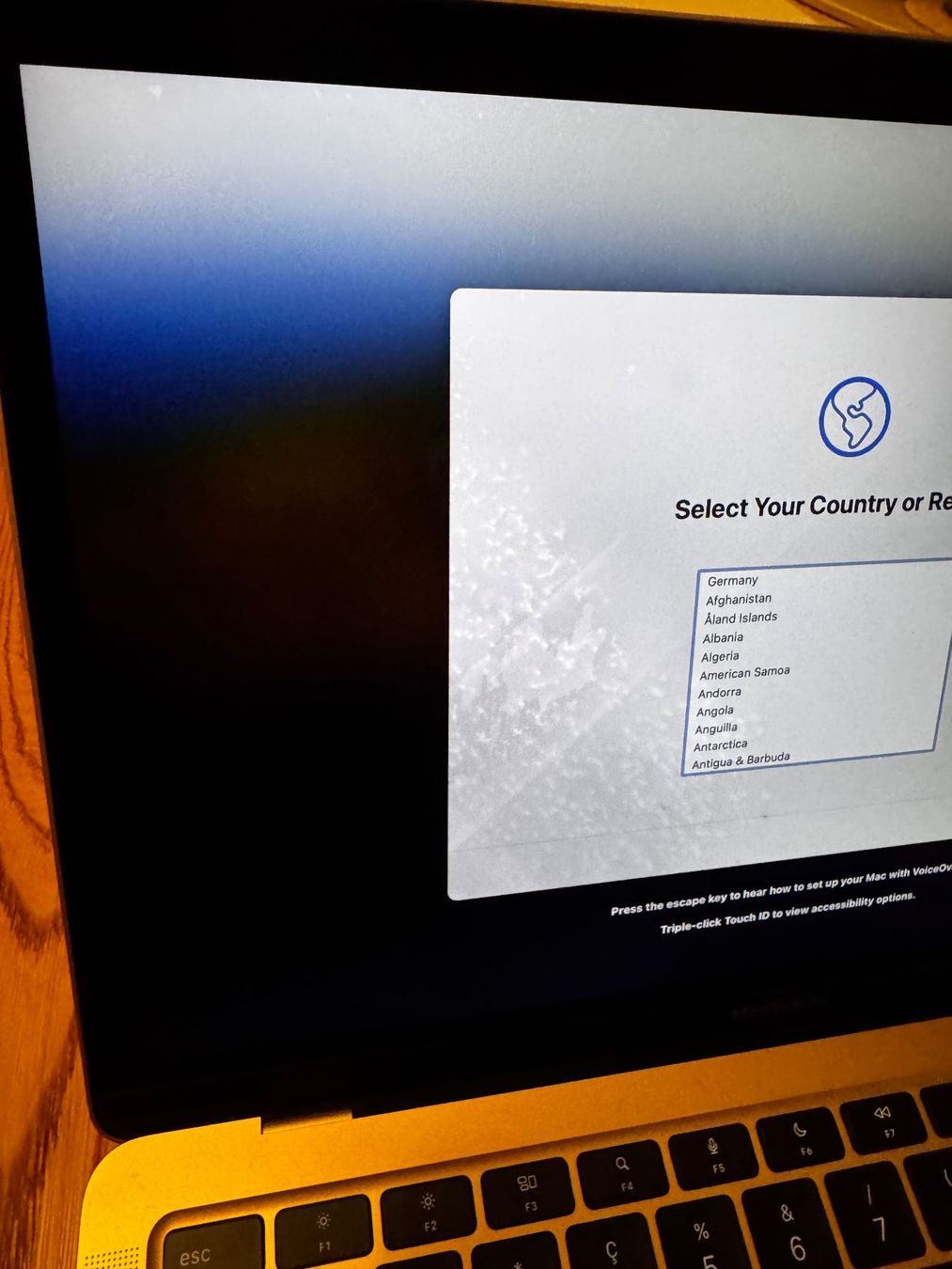 Apple Notebook: MacBook Air mit Apple M1 chip – Difettoso da Zürich venduto da paestum82 1