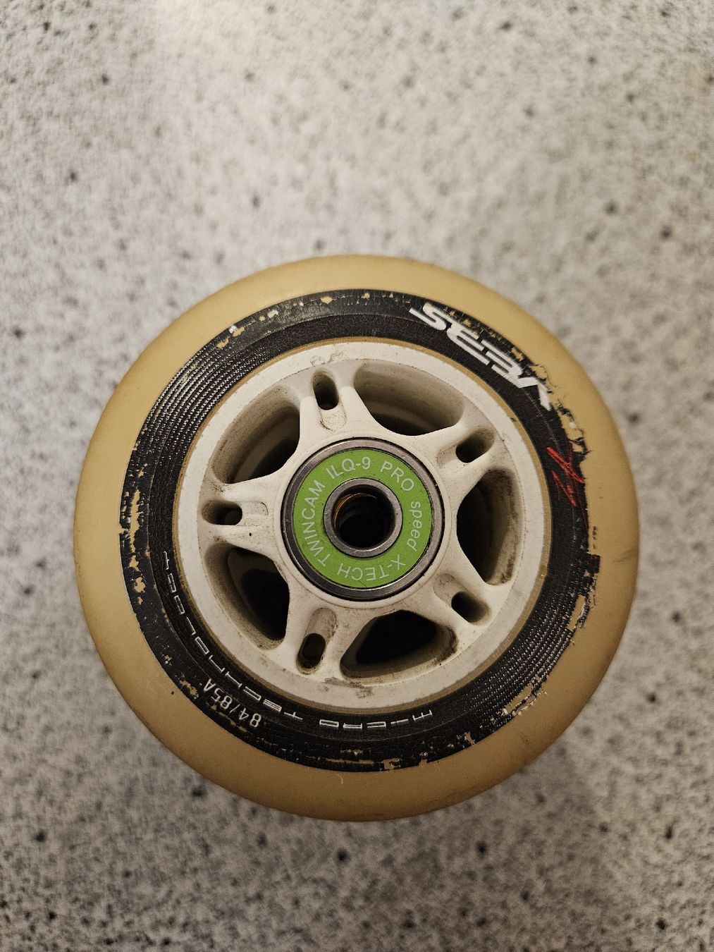 Inline-Skating & Rollschuhe: 4 roues de roller Seba 84 mm / 85A avec roulements TwinCam  – Gebraucht aus Monthey von darkmine 1