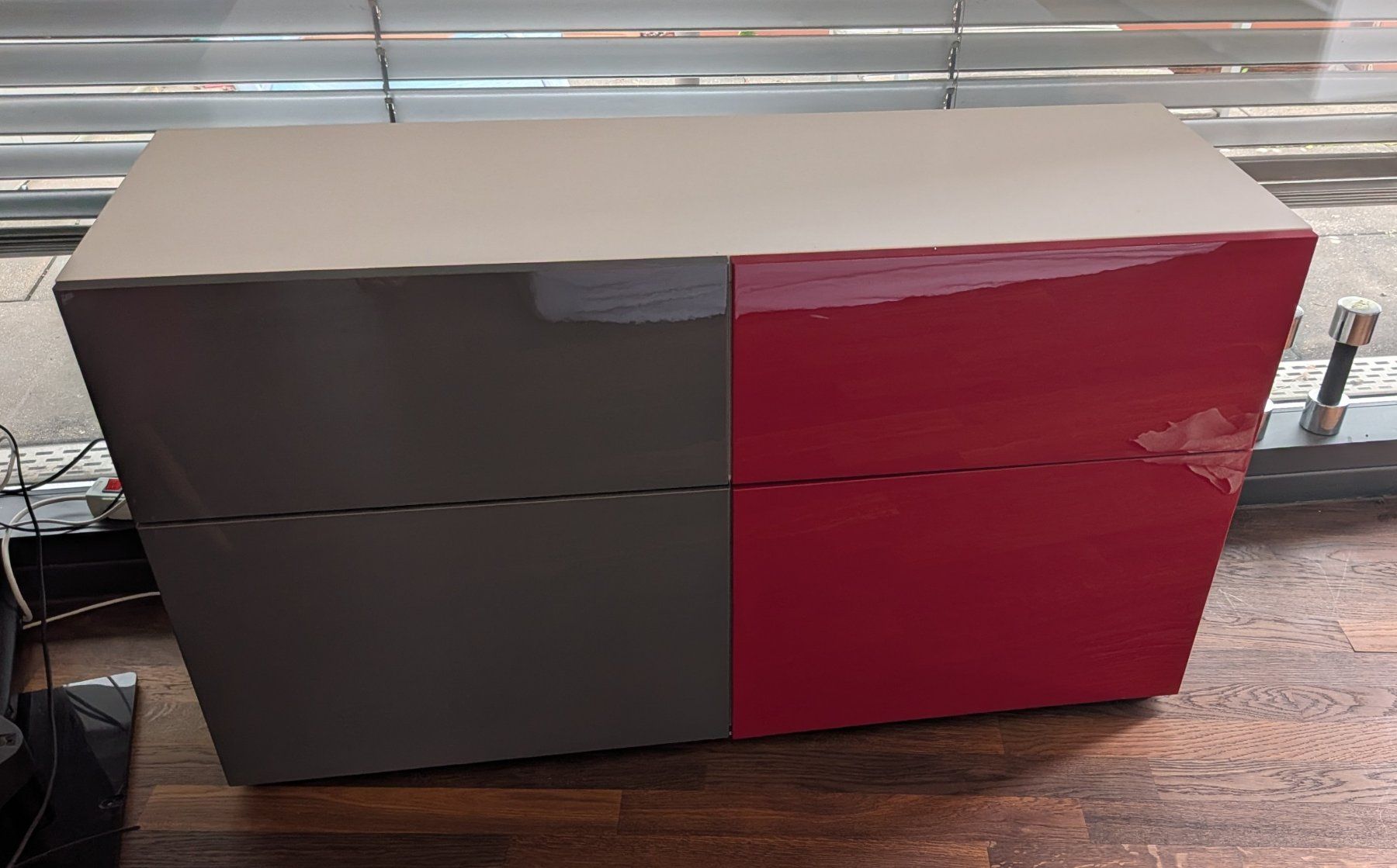 Commodes: Sideboard mit Schubladen und Klappen – D'occasion à Zürich par Martinbu