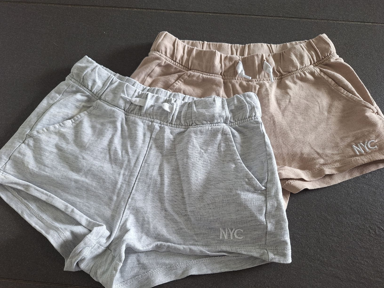 H&M Pantaloni: Shorts kurze Hose H&M Gr. 146 – Usato da Brittnau venduto da Norge77