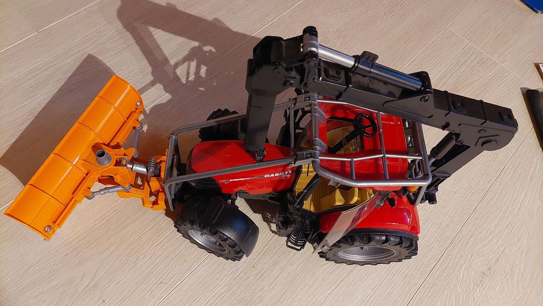 Bruder Jouets: Bruder Schneeschiebefahrzeug Traktor – D'occasion à Volketswil par Anni88 1