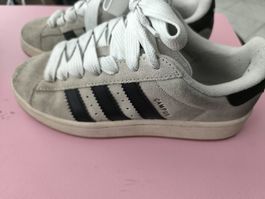 Mädchen Adidas Schuhe nr38,5