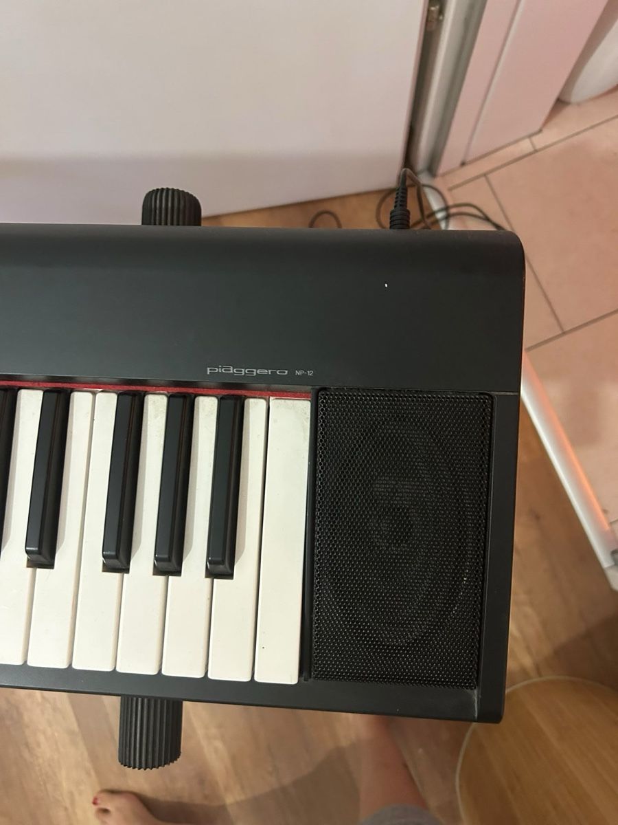 Yamaha Strumenti musicali: Clavier électronique Yamaha Piaggero NP-12 – Usato da Versoix venduto da nol_7td7 1