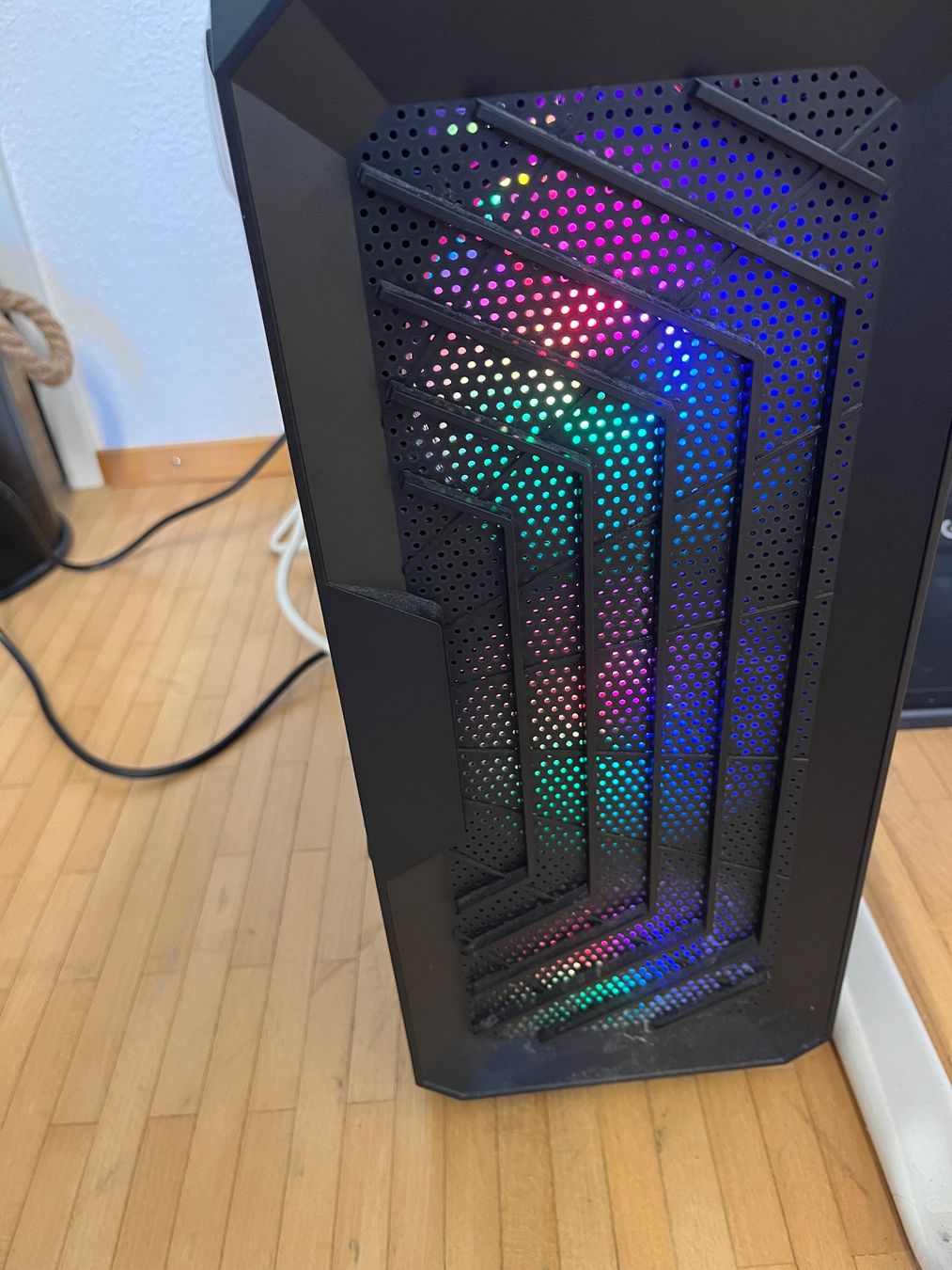 PC: Specia Gaming PC 12 Core E5 Workstation 32 GB 1 TB RX580 – Usato da Wil SG venduto da Simbaz 1