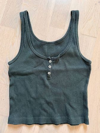 Dunkelgrünes Brandy Melville Top