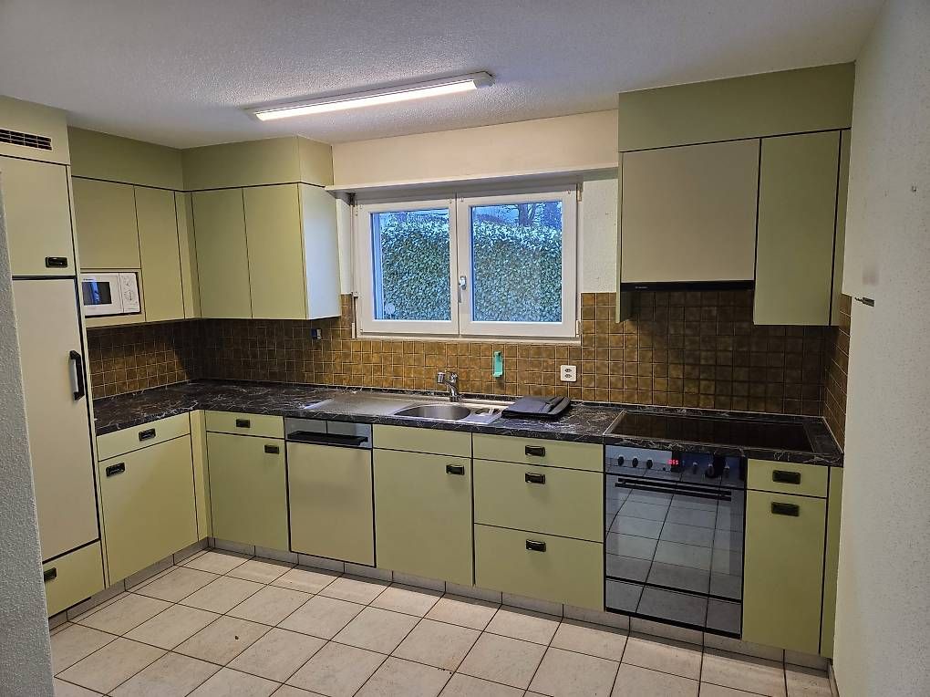 V-Zug Cucine complete: Küche zu verkaufen – Usato da Hirzel venduto da itsme-quik 1
