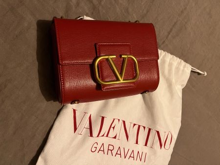 Designer Valentino Garavani Stud Sign Schultertasche