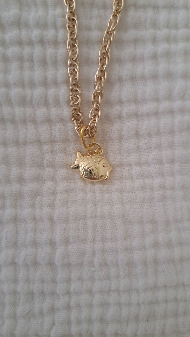 Catenine: chaîne 40 cm avec pendentif poisson rond – Nuovo (secondo la descrizione) da Chêne-Bourg venduto da n4r_7kyb 1
